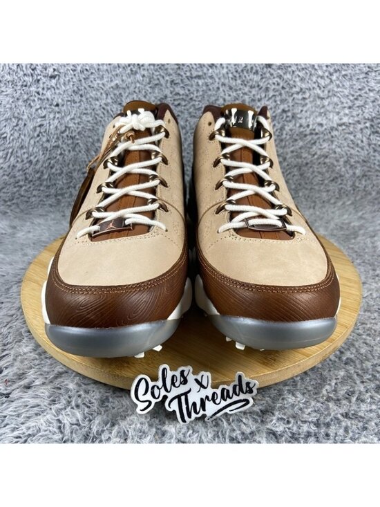 Athletic_Shoes